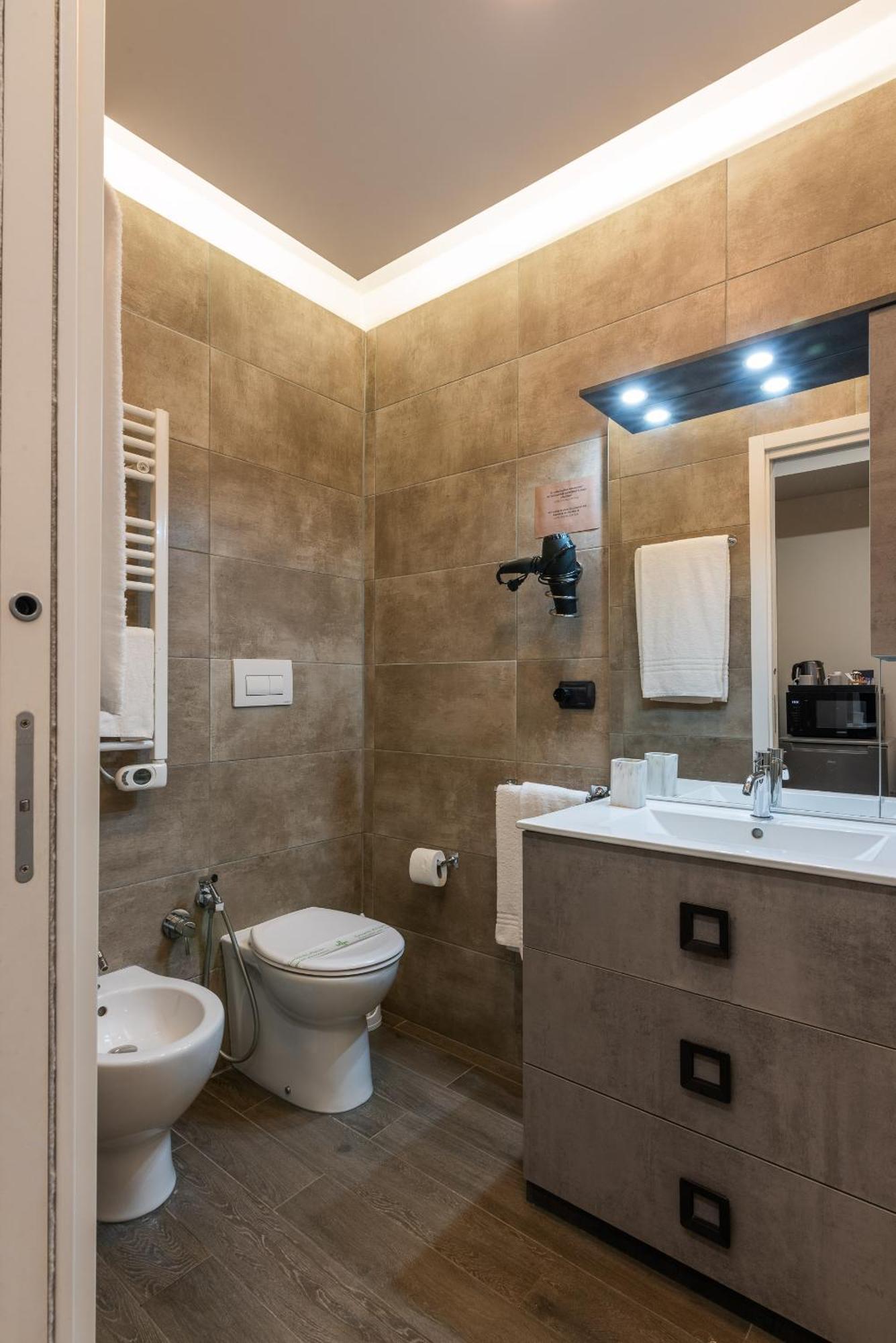 Double L Luxury Suite Milán Exterior foto